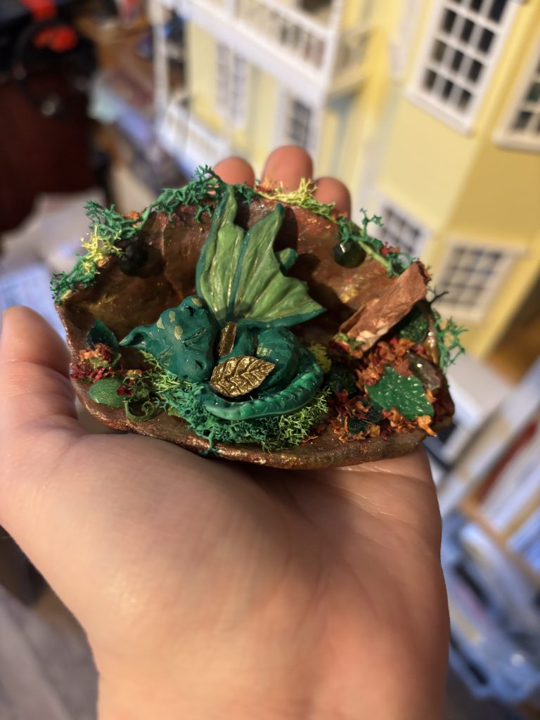miniature Leaf hoarder dragon